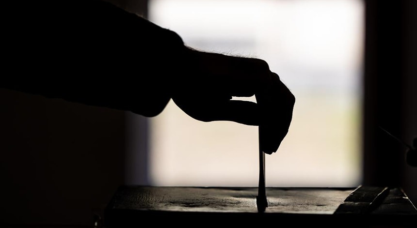 A contagem dos votos dos emigrantes chega ao fim hoje!