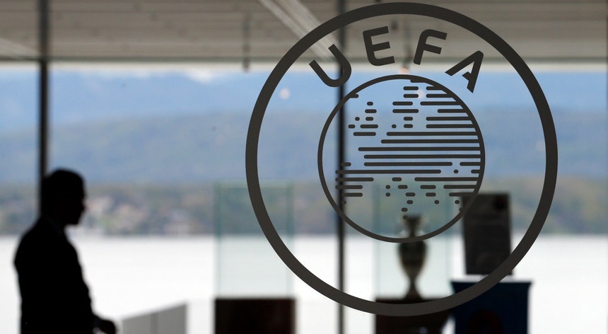 KanpoA UEFA assegura uma relação 