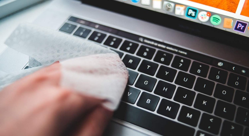 Quase 70% dos jovens britânicos destacam os impactos negativos das redes sociais