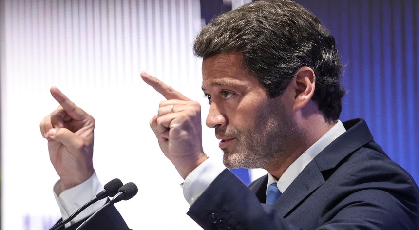 Ventura assegura que o Chega assumirá liderança da oposição com total responsabilidade