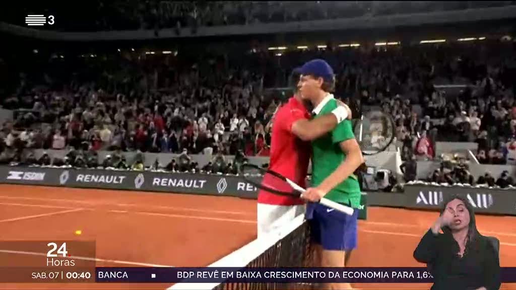 Carlos Alcaraz e Jannik Sinner protagonizam a grande final de Roland Garros!