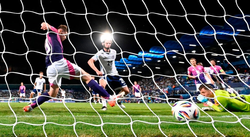 Euro Sub-21: Inglaterra e Países Baixos garantem lugar nos quartos-de-final!