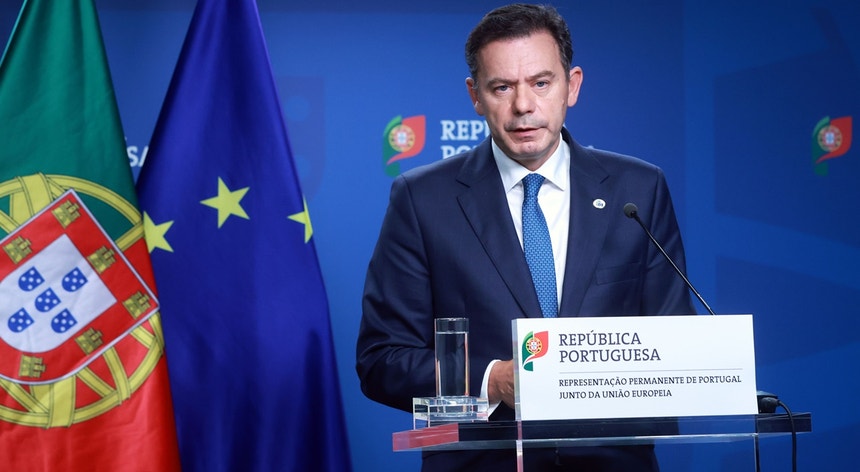 PRR: Governo exclui redirecionamento de fundos para novos projetos na área da defesa