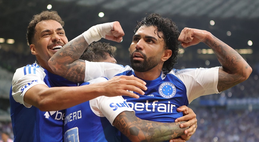 Cruzeiro mantém liderança sólida no Brasileirão